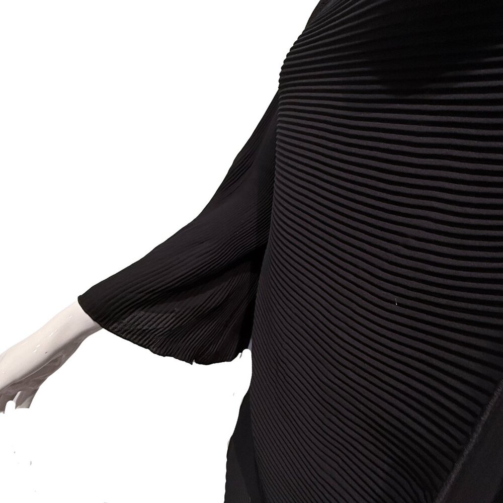 Heydari Pleated Asymmetrical Hem Dress Tunic Black One Size Plissé Fabric - Picture 6 of 10